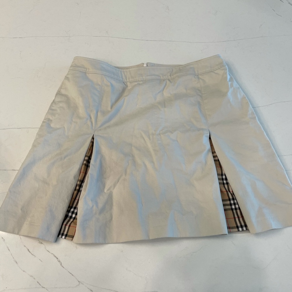 Burberry skirt